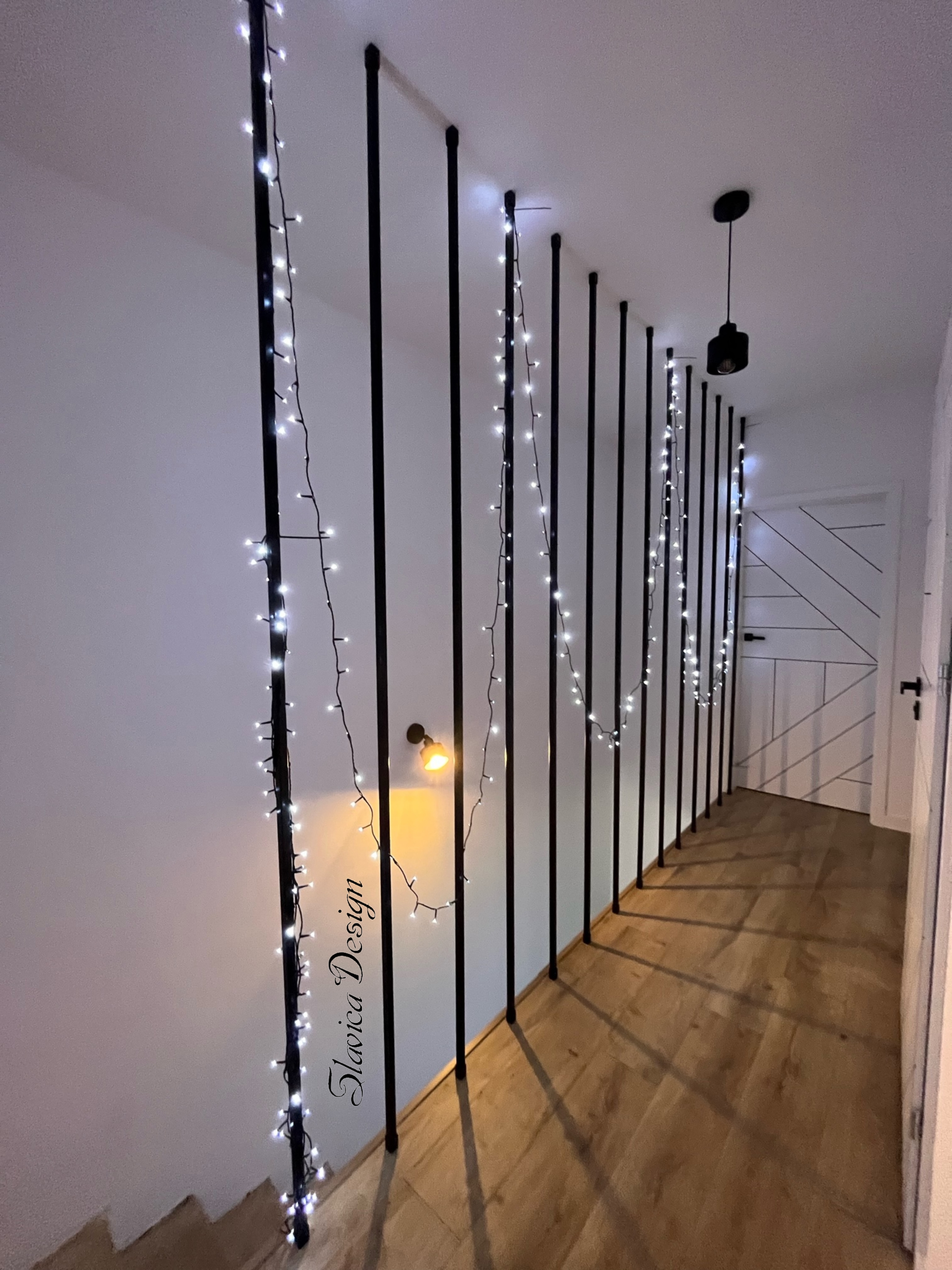 Czarny design Solidna konstrukcja